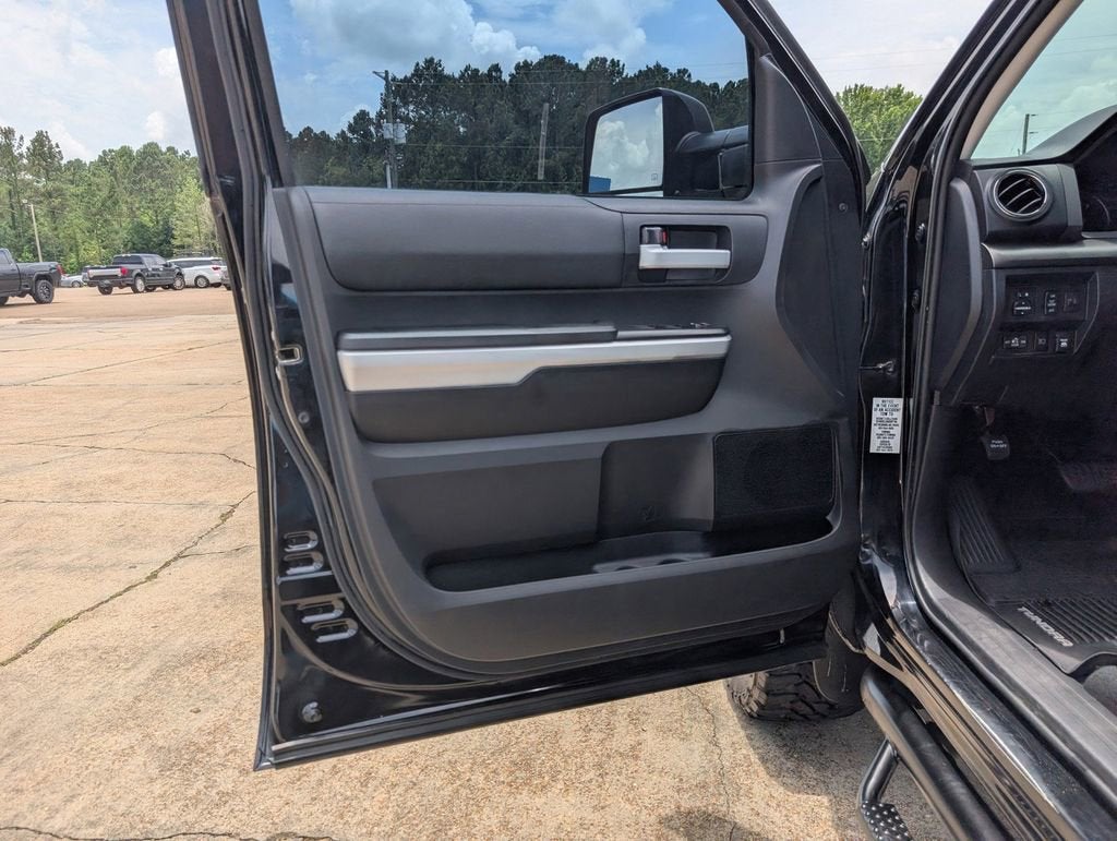 2019 Toyota Tundra 4WD SR5