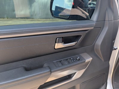 2022 Toyota Tundra 4WD SR5