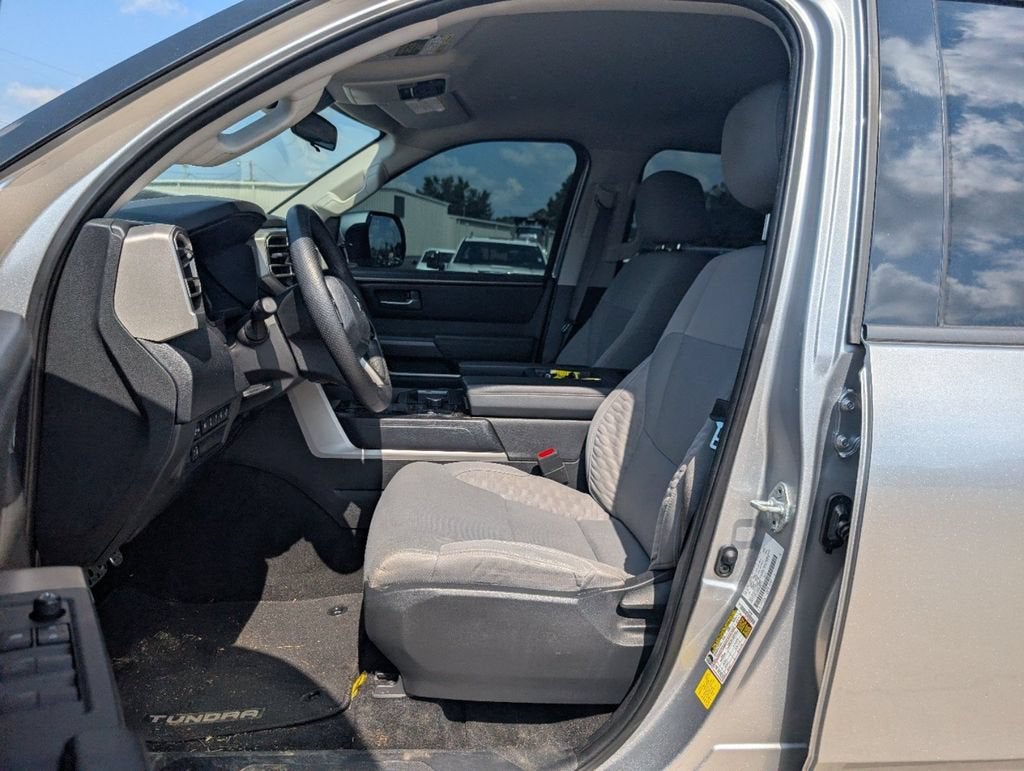 2022 Toyota Tundra 4WD SR5
