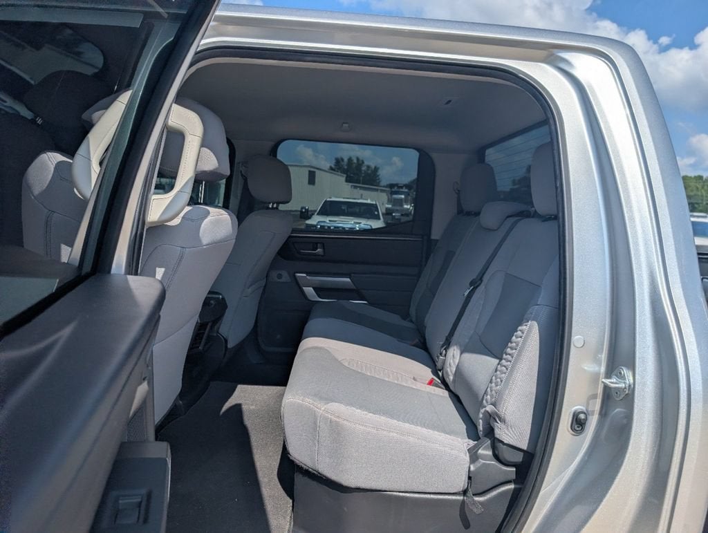 2022 Toyota Tundra 4WD SR5