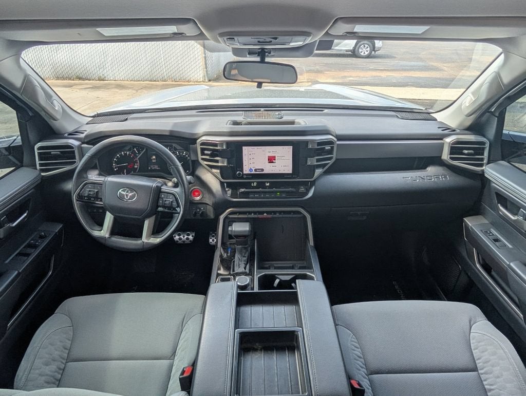 2022 Toyota Tundra 4WD SR5