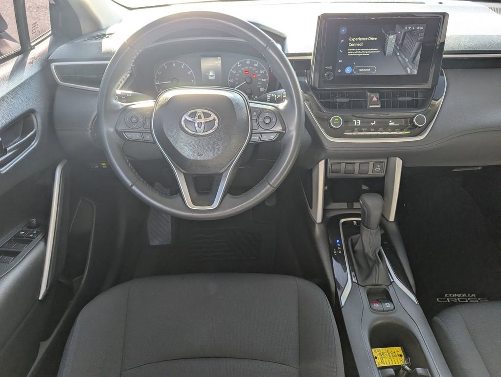 2025 Toyota Corolla Cross LE
