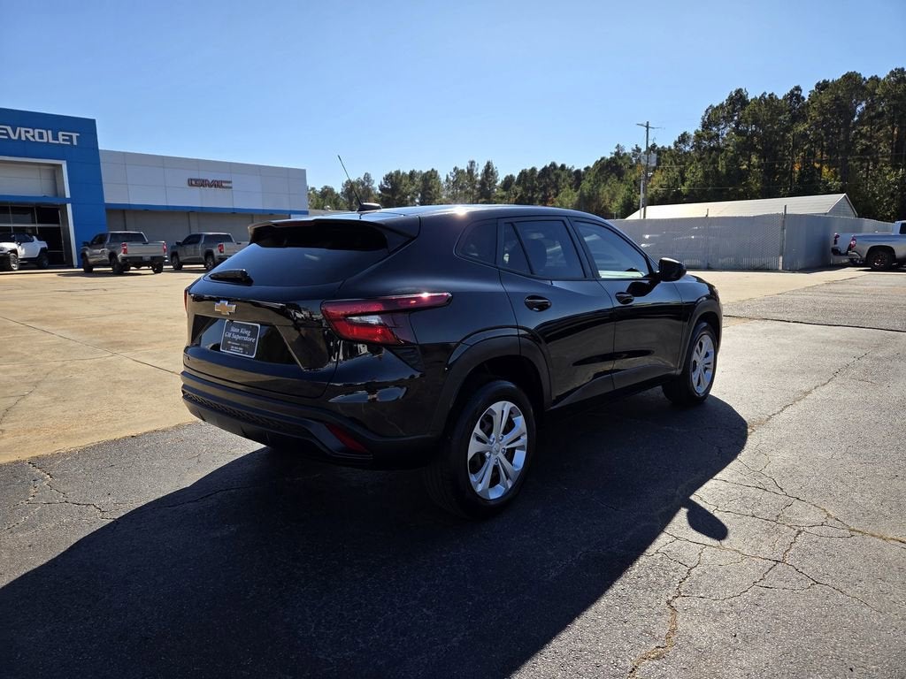 2024 Chevrolet Trax LS