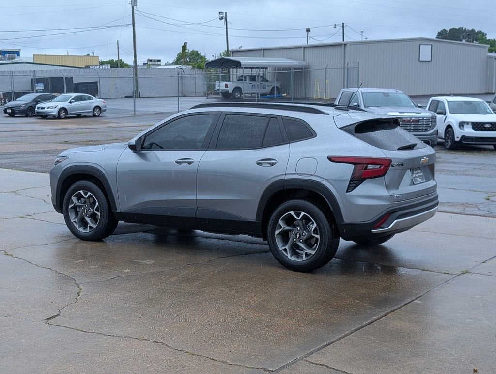 2024 Chevrolet Trax LT